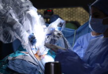 Un chirurgien opère à distance un cerveau grâce à la 5G